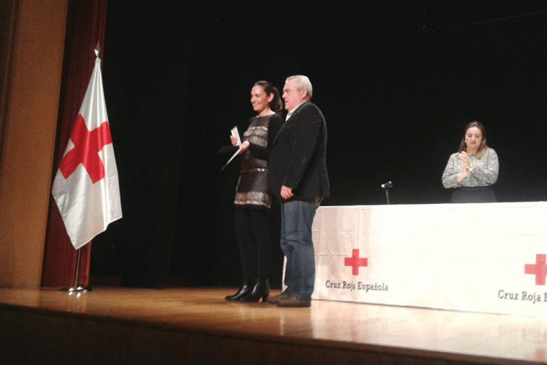 Premio medalla bronce Cruz Roja a Arrabal 2015